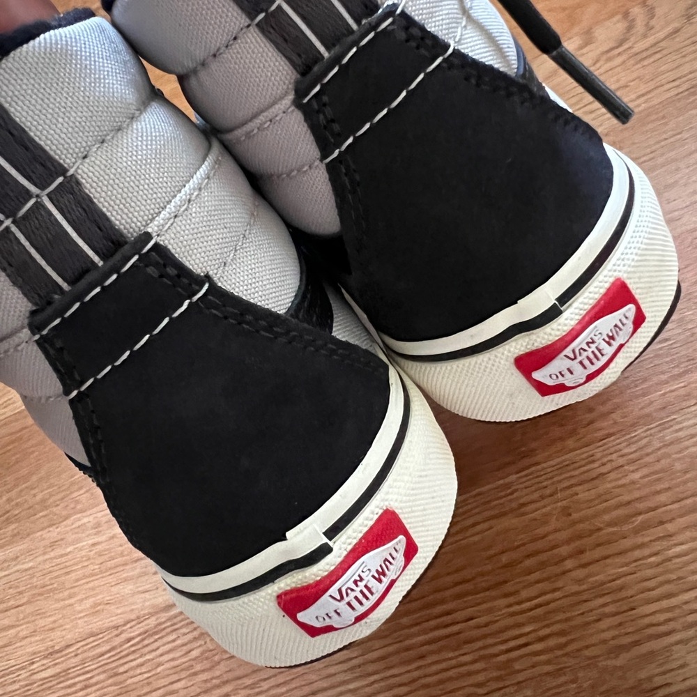 Sk8-Hi Waterproof Insulated Shoe mens 6/womens 7.5/24cm - Picture 11 of 16